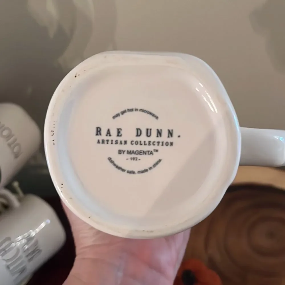 Nwot Rae Dunn Hocus Pocus mug .